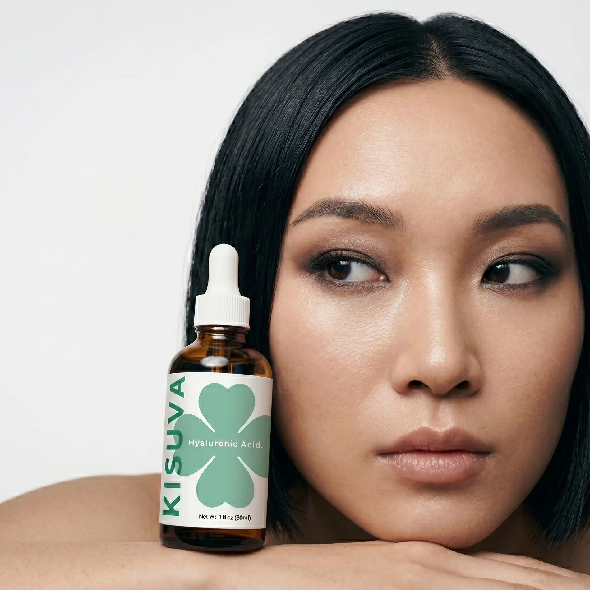 Kisuva Hyaluronic Acid Serum - Deep hydration and fine line reduction